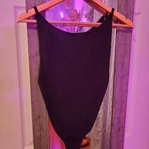 Low back black bodysuit!